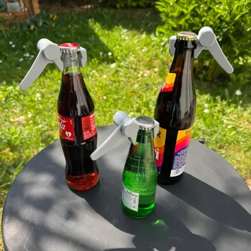 Catapult Bottle Opener Beer Cap Launcher Creative Fun Cool Beer Opener Gadget for Home Party Bar Use Unique Funny Gift