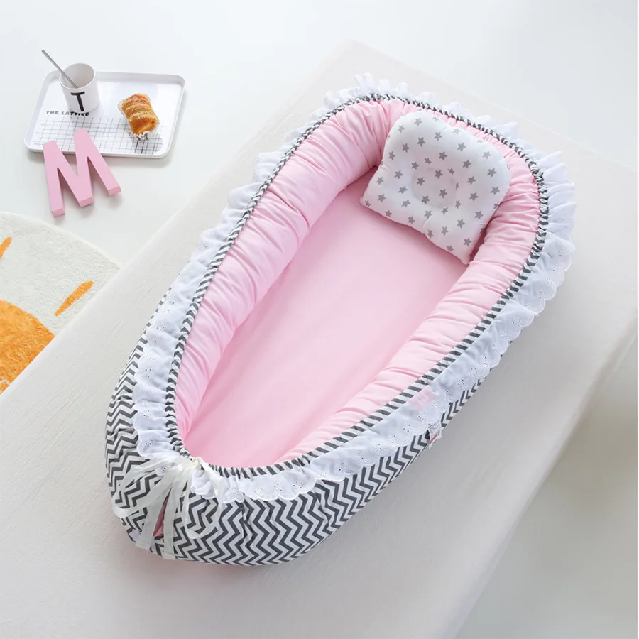 

Lace Design Baby Nest Bed, Portable Travel Infant Lounger, Removable Washable Bionic Baby Cot for Newborn