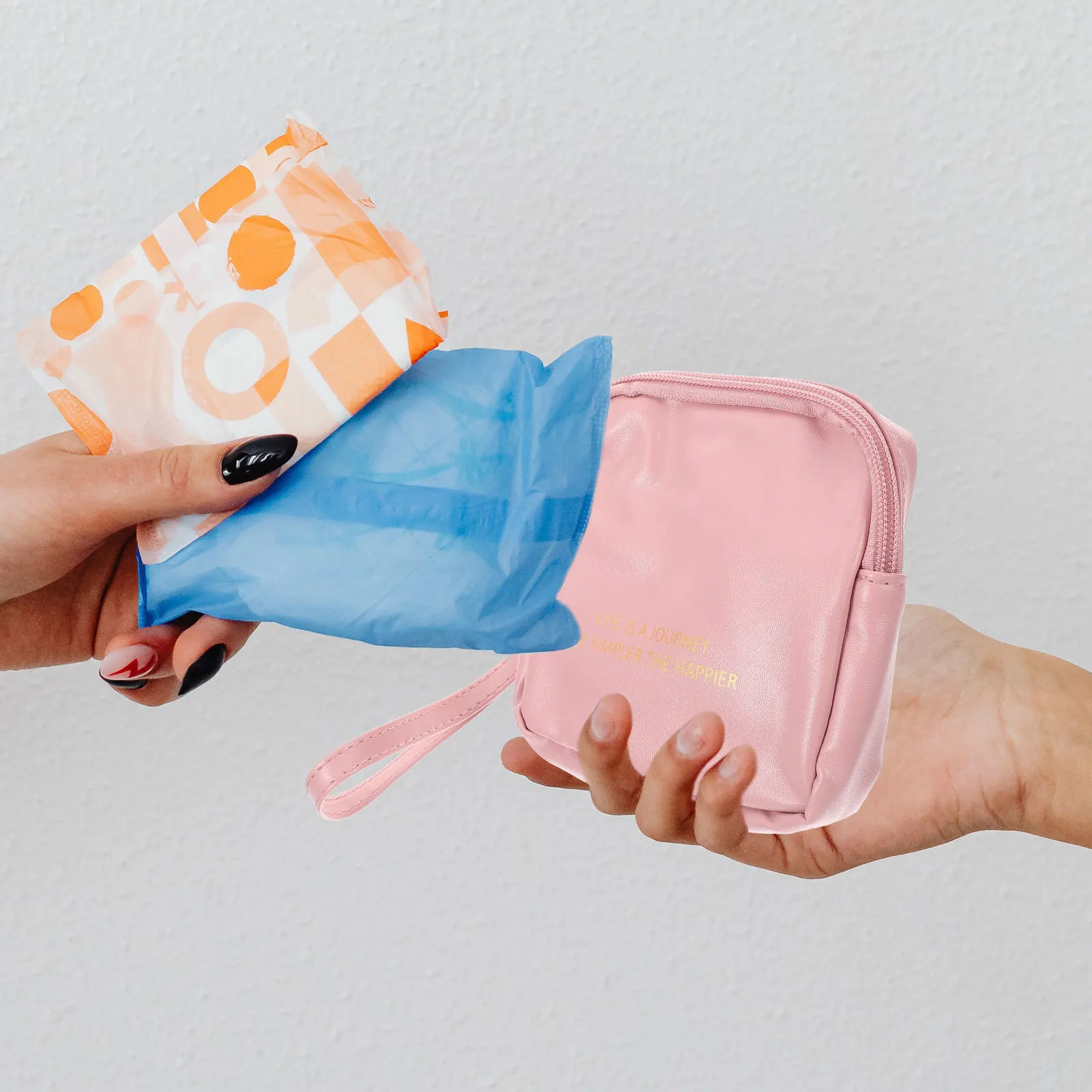 Bolsa de toalla sanitaria portátil para mujer, bolsa de maquillaje de viaje pequeña, bolsa de almacenamiento de almohadillas menstruales, bolsa de tampones