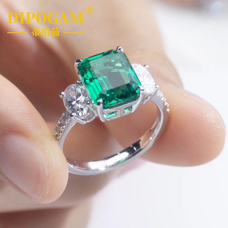 

S925 pure silver ring with high carbon diamond wood and green sugar square temperament, light luxury design, princess ring