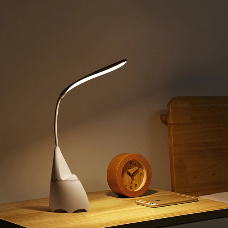 Lampe de table LED multifonction Bluetooth pour la décoration intérieure, la lecture dans le foyer, la protection des yeux, la lumière de table, la lampe de bureau de charge des étudiants modernes