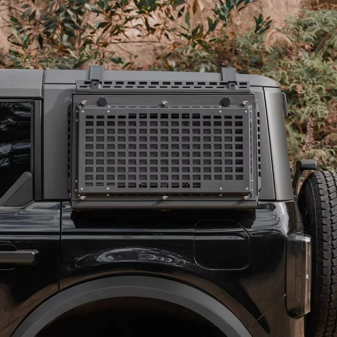 

Левый/правый задний боковой ящик для хранения с скрытым столом для Bronco 2021-2024 внешних аксессуаров