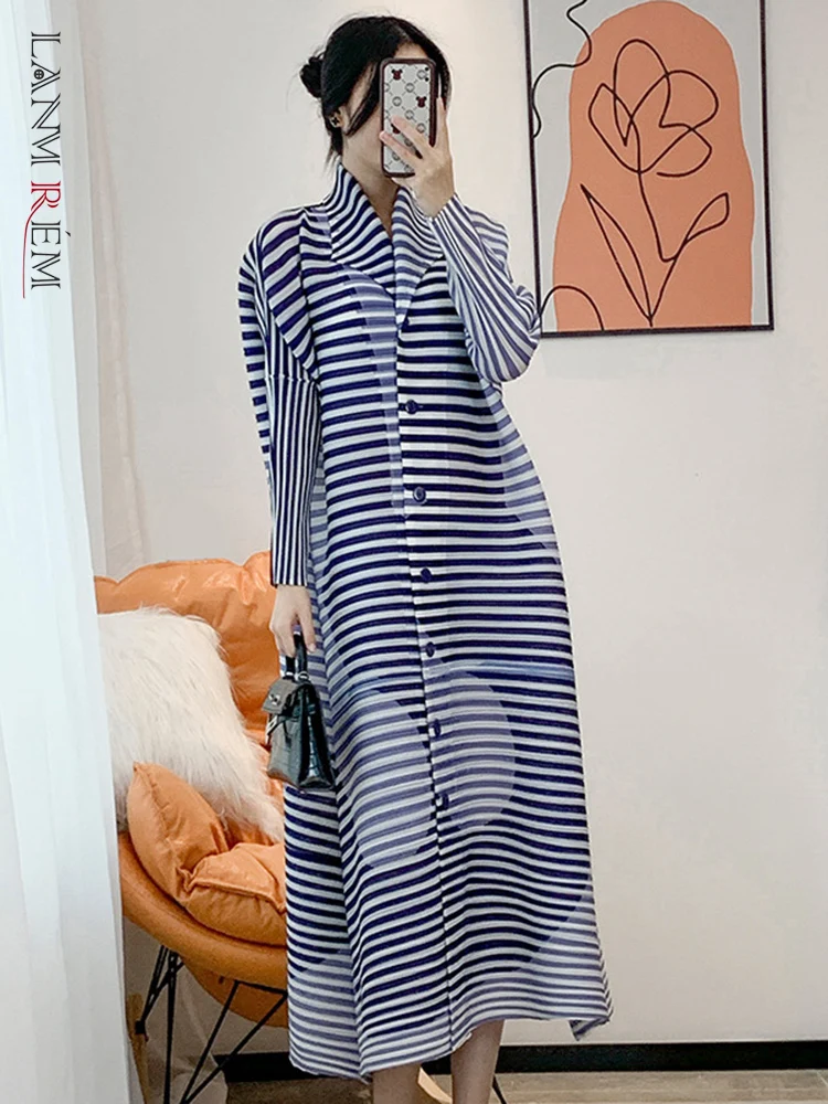 LANMREM Striped Print Contrast Color Pleated Dress For Women Lapel Long Sleeve Casual Loose Dresses 2024 Spring New 2L2227