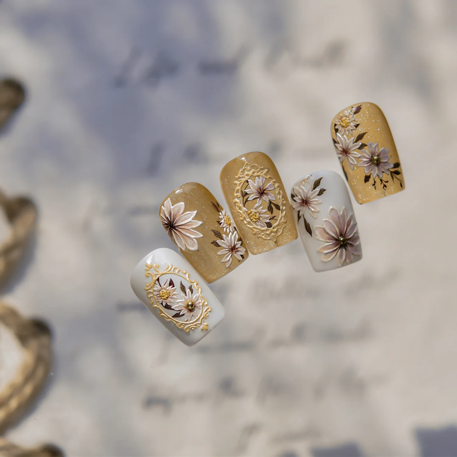 5D 엠보싱 아름다운 가을 야생 데이지 국화 꽃 프레임 접착식 네일 아트 스티커 데칼 매니큐어 레트로 장식