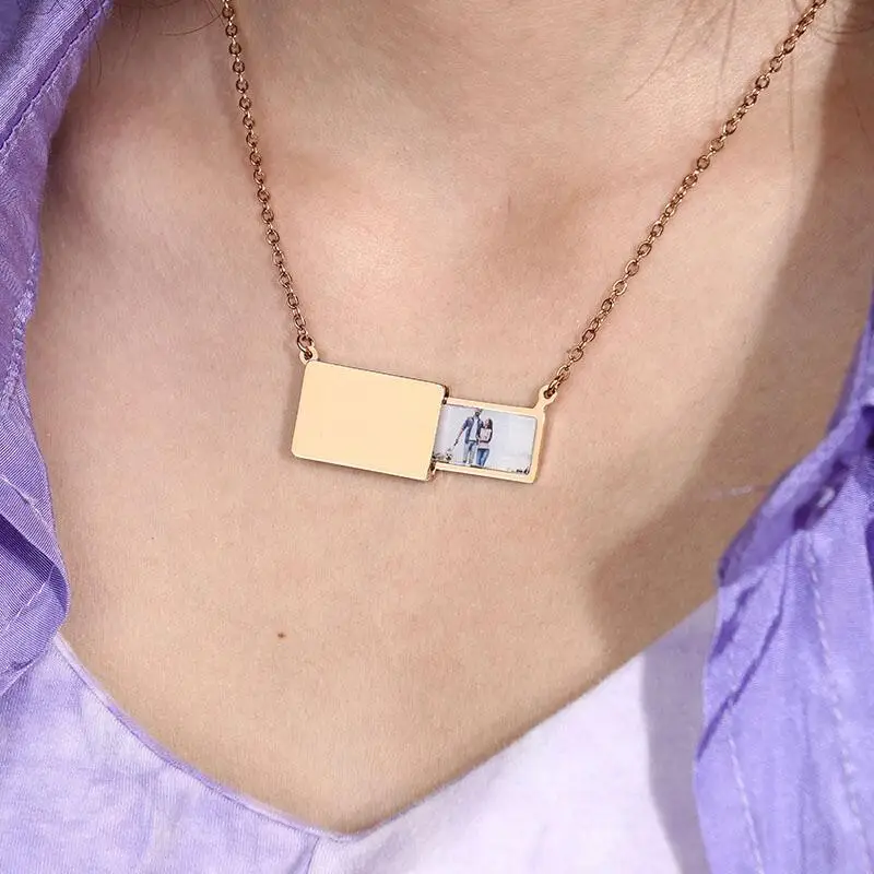 Lateefah Creative Pull-Out Photo Envelope Necklace Valentine's Day Gift Stainless Steel Custom Collarbone Chain
