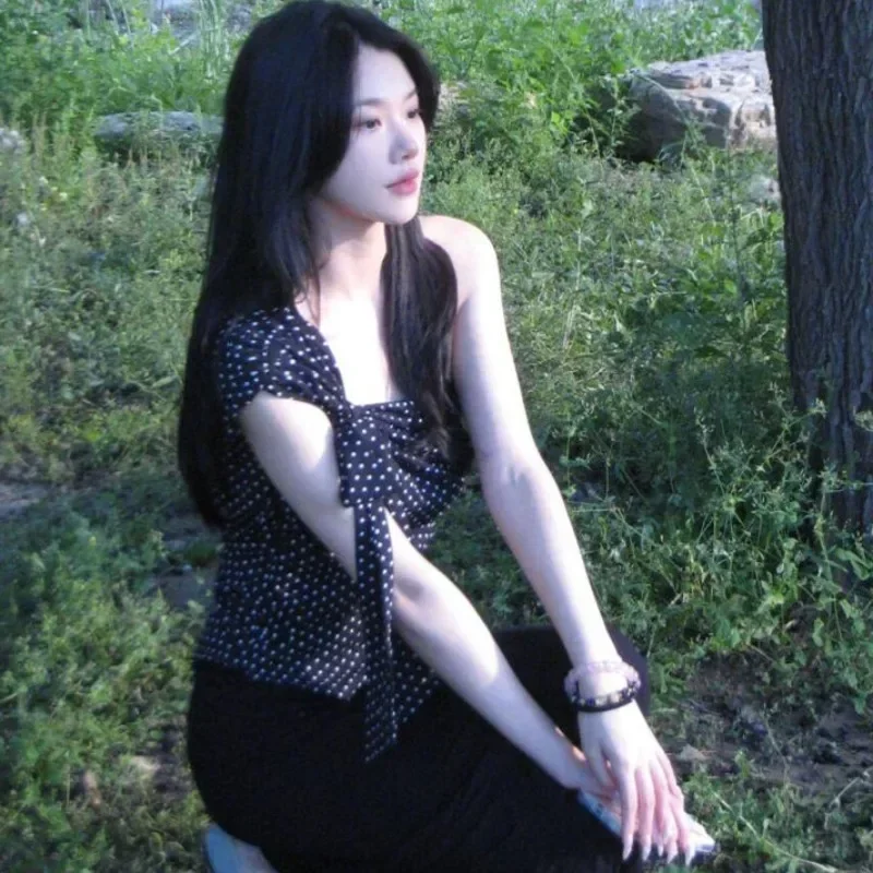 2025 roupas femininas túnica colete bolinhas sem mangas túnica camis bandagem arco fora do ombro colheita topos moda sexy verão tanques