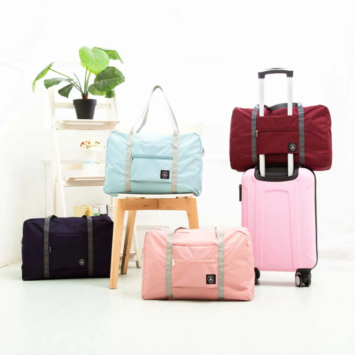 Hot New Nylon Foldable Travel Bags Unisex Large Capacity Bag Luggage Women WaterProof Handbags Men Travel Accessories Bags