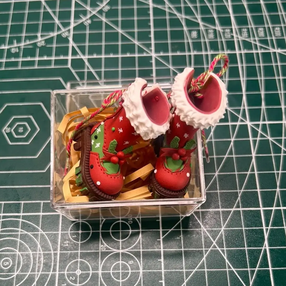 

Dula Doll Handmade Christmas Martin Boots Resin special clay shoes Blythe ob24 ob22 Landoudou Landazz Doll Internal length 3cm