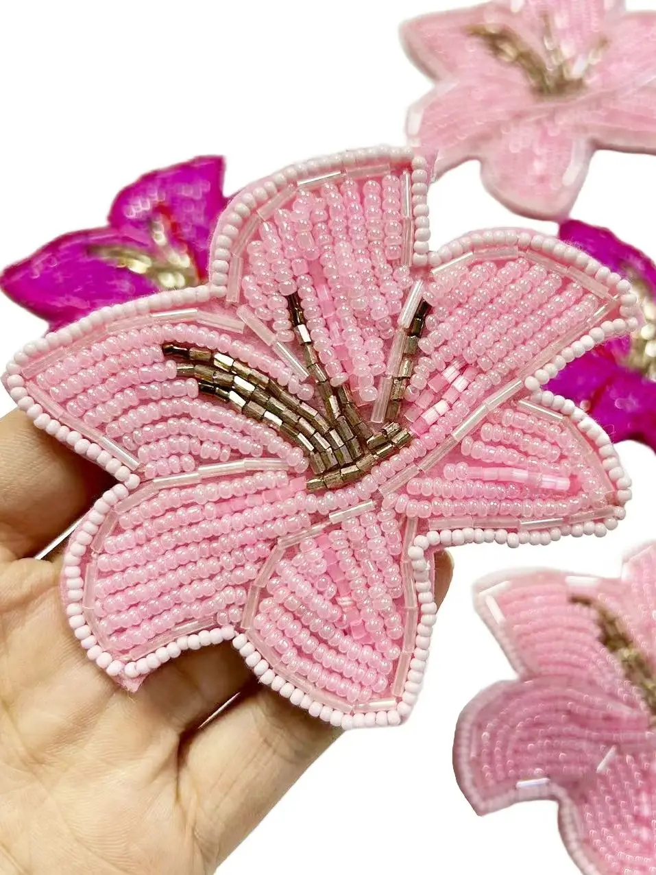Patch perlé de lys Rose, 1 pièce, accessoires pour cheveux, sacs, chaussures, chapeaux, bricolage, appliques brodées, fournitures artisanales décoratives
