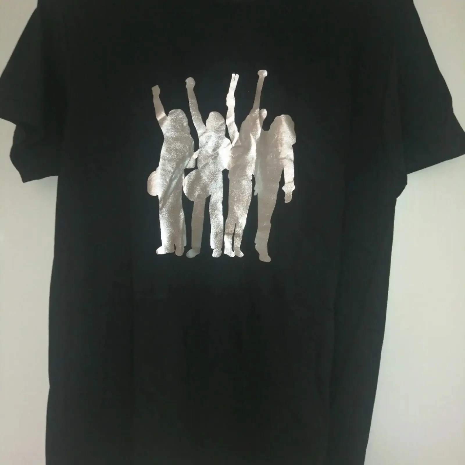 Status Quo Silver Foil Logo Inspired T Shirt Size M vintage Washed graphic homme streetwear Comfortable Versatile Slightly