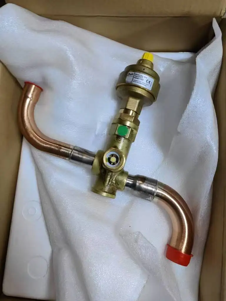 1 個電子膨張弁 034G1707