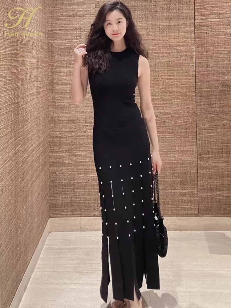 

H Han Queen French Hollowed Out Split Knitted Sweater Bodycon Dresses Summer New Women's Tassel Edge Gold Bead Black Dress