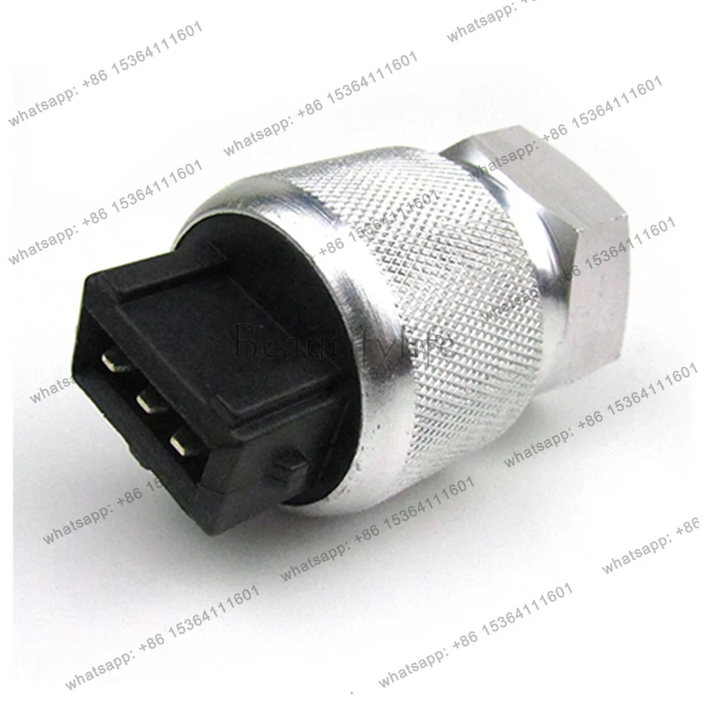 

MR122305 spot applicable auto parts L200 4D56 4M40 speedometer sensor