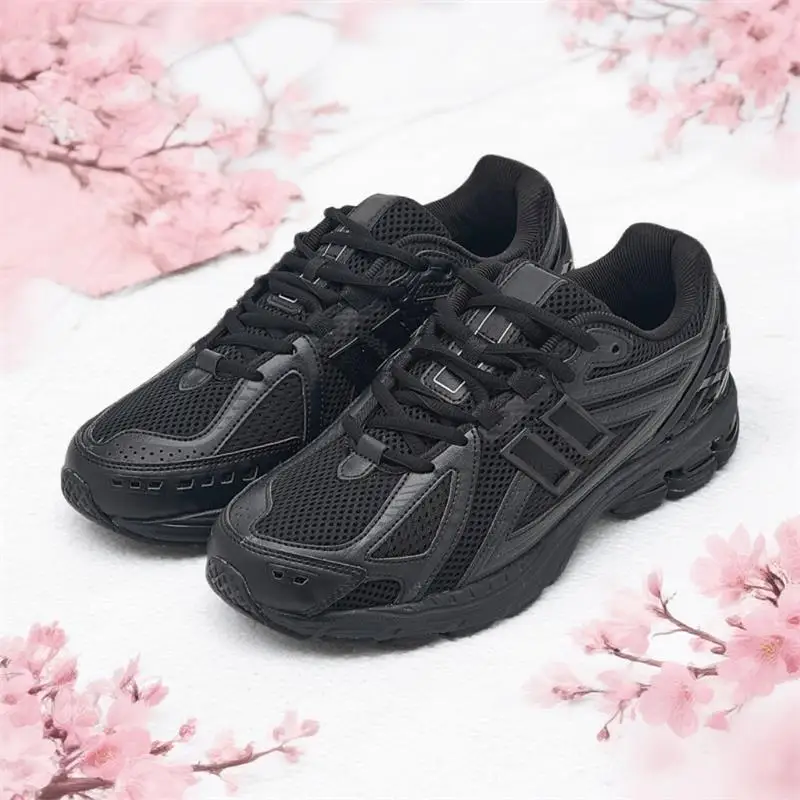 

Waterproof Slip-ResistantCushioned chunky - sole chunky sneakers, soft midsole, walk on clouds