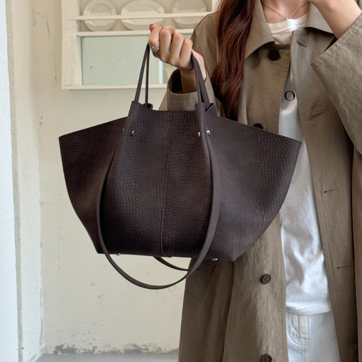 Borsa a mano in pelle con moti - Women Bags On Sale recensione e prezzo