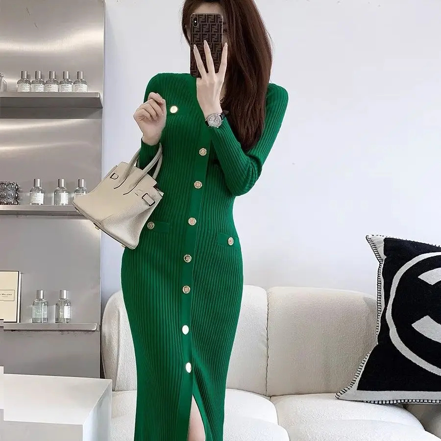 

2024 Autumn Winter Elastic Long Knitted Dress Women Casual Round Neck Elegant and Fashion H62