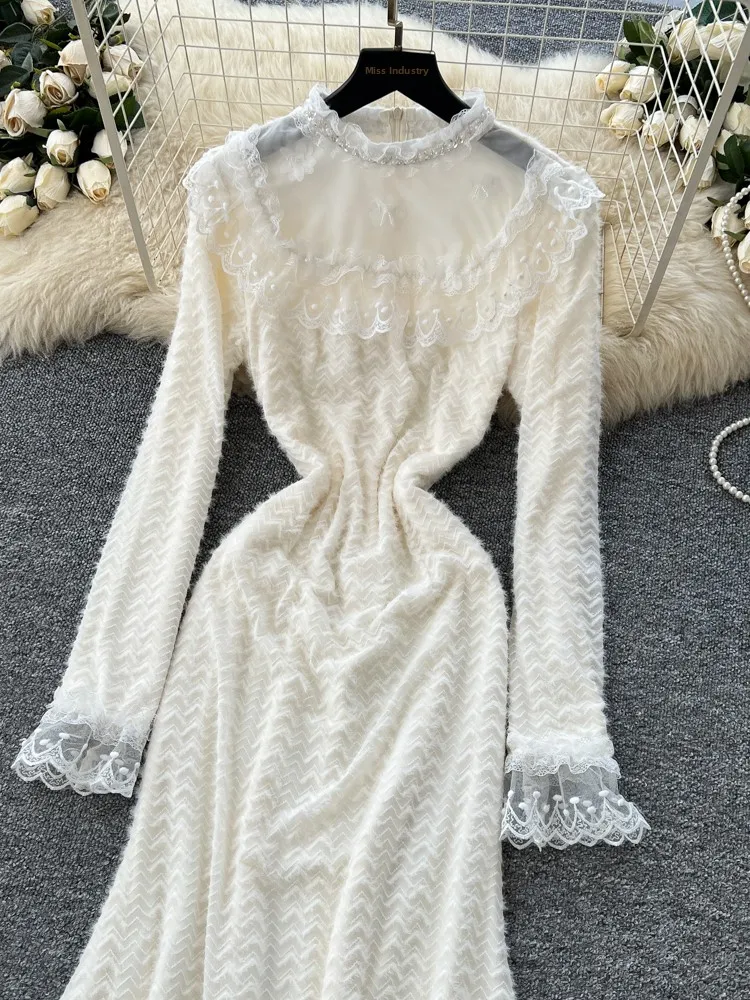 フレンチスレ ロングスベ レーストリム 重刺繍 レディース ドル 秋冬 ハイウエスト Aライン インナーウェア シー通勤