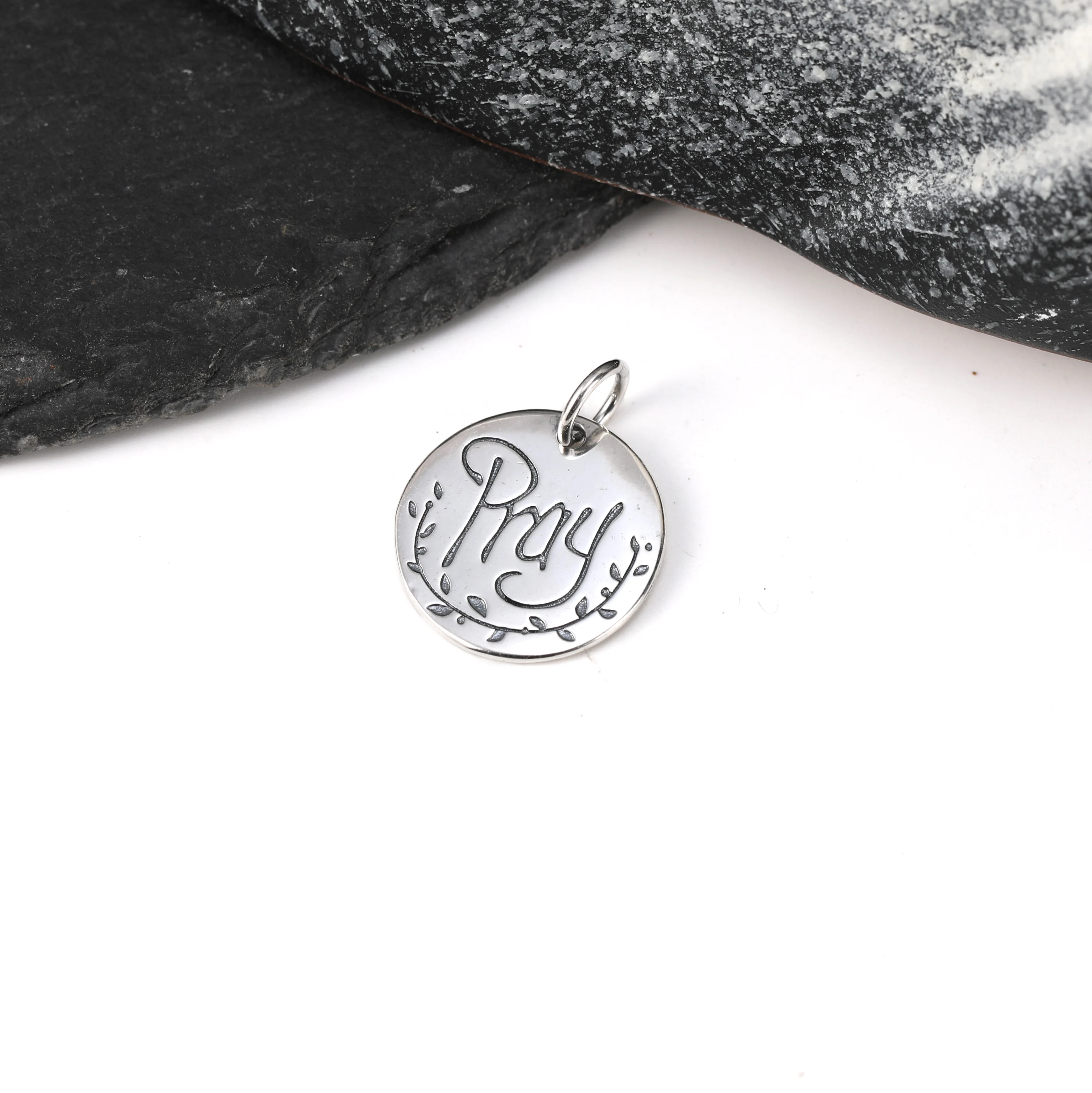 

DJ222 genuine 925 sterling silver fashionable and exquisite keychain accessory prayer pendant