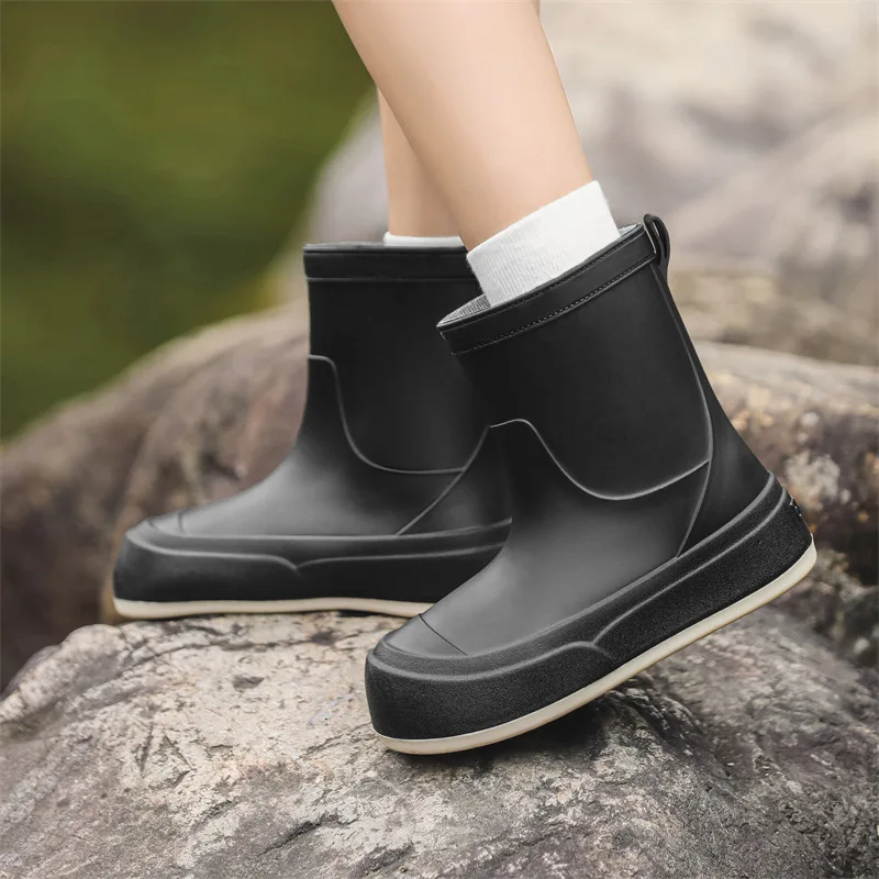 Fashion Rain Boots for Women Korean Style Outdoor Water Shoes Non-slip Kitchen Rubber Shoes Waterproof Camping Shoes for Women