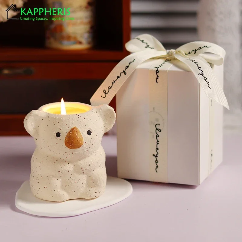 

Koala Scented Candles for Living Room Decoration Fragrance Candles in Jars with Wooden Wick Souvenirs for Guests