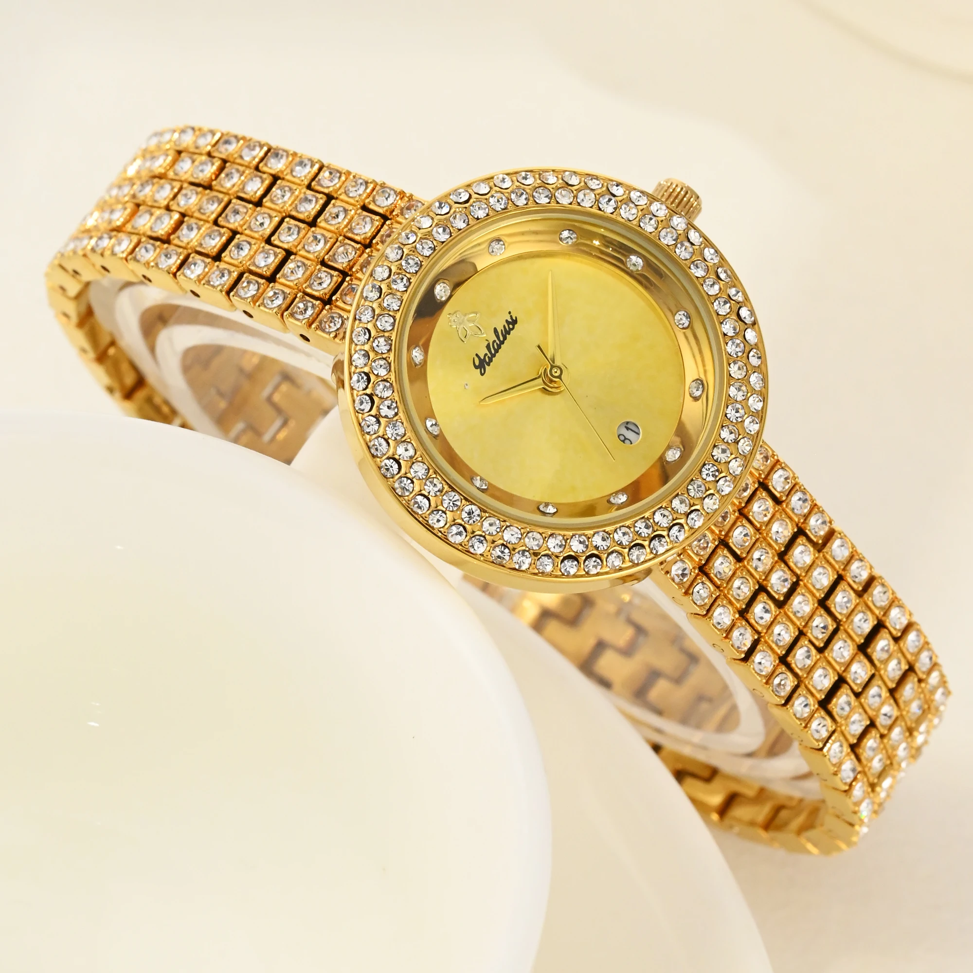 Women's Quartz Watch with Diamond-Set Dial description 9