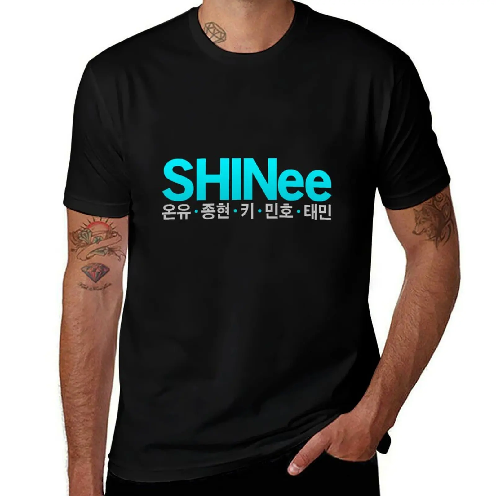 

SHINee T-Shirt Louboutins plus size clothes Luxury man graphic t shirts fitted t shirts for men