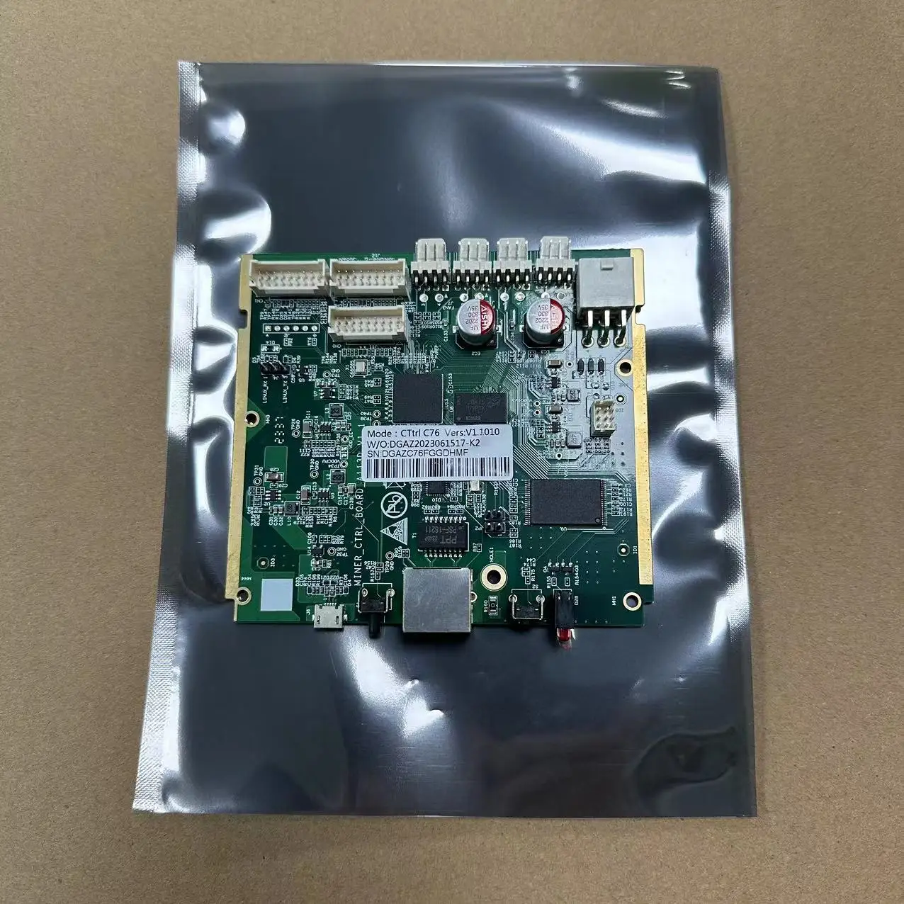 Brand new antminer control board c76 113D  be use for S19/S19pro/s19jpro/s19jpro+/z15pro/s19xp/s19kpro/s21