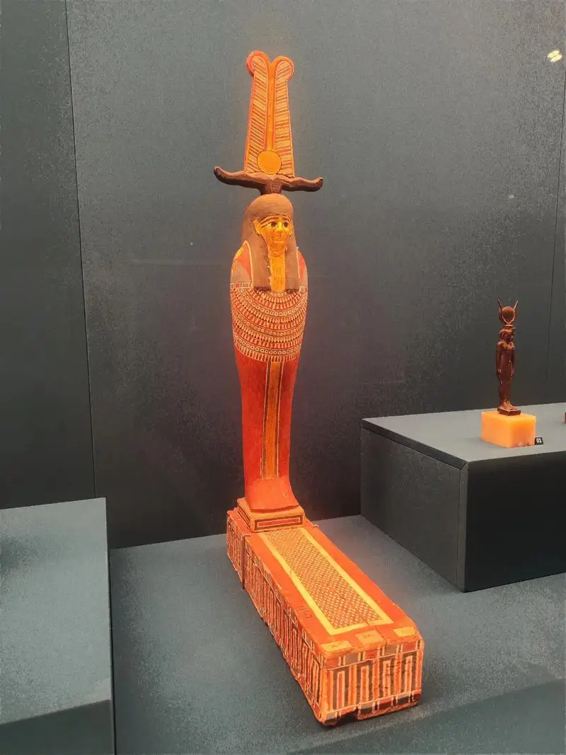 

Китайский высокоэффективный гибридный контроллер MPPT мощностью 11 кВт для ветряной турбины мощностью 4000 Вт и регулятора солнечных панелей мощностью 6000 Вт с зарядным устройством сброса