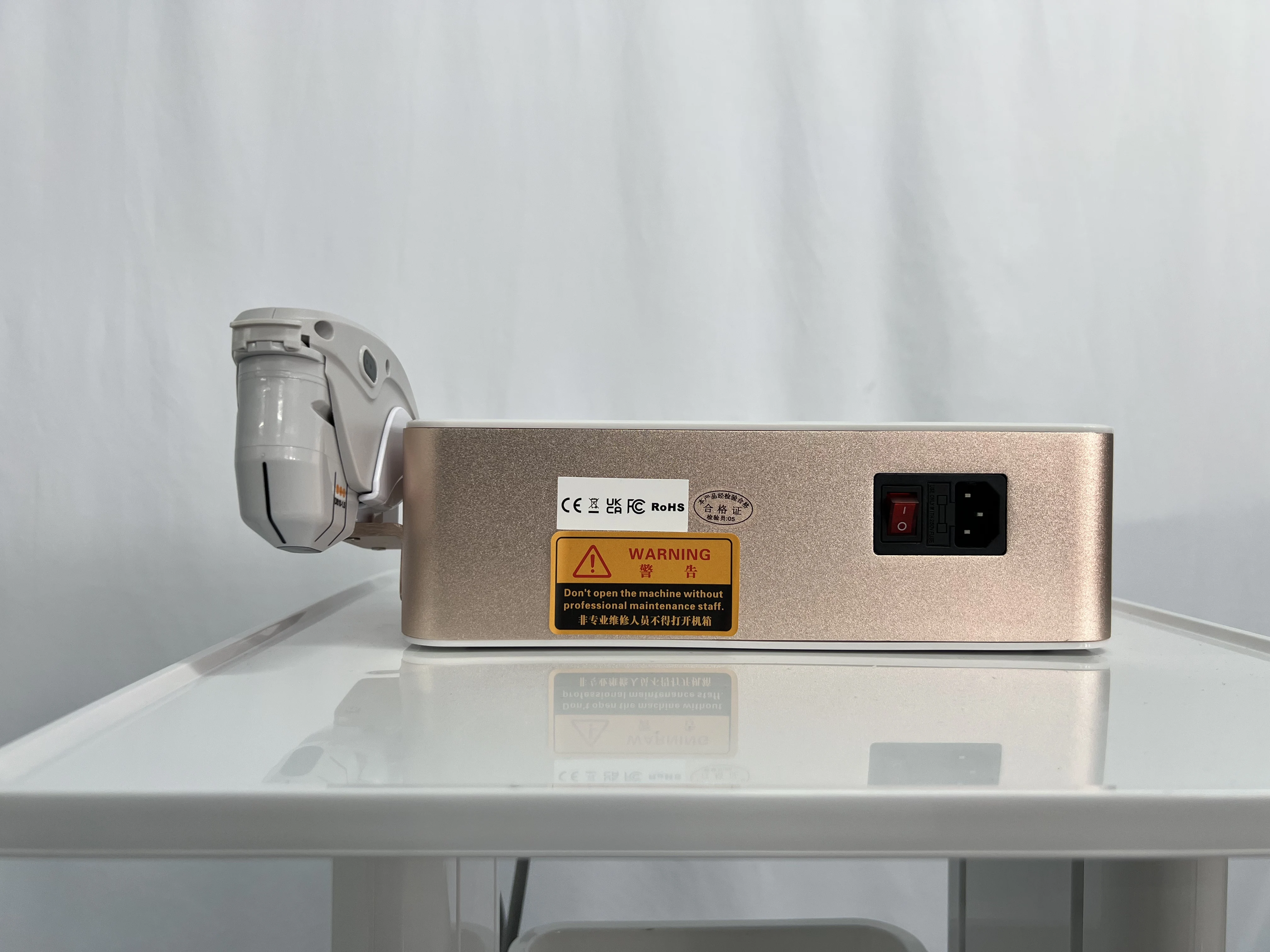 Dispositivo di bellezza ad ultrasuoni focalizzato ad alta intensità 7D: rassodamento del corpo, riduzione del grasso e rassodamento della pelle per il trattamento dimagrante di livello del salone