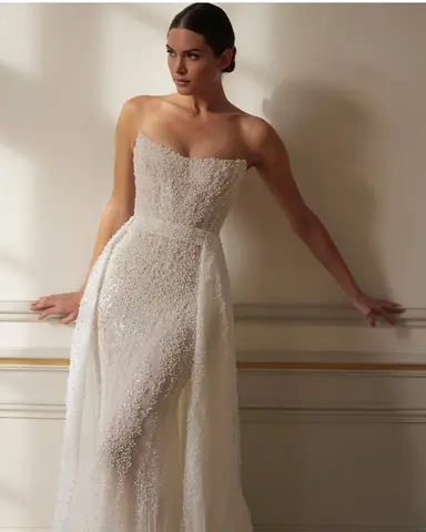 Customized Beautiful and sexy wedding dress Beaded strapless sleeveless detachable trawl Mermaid wedding dress Vestido de novia