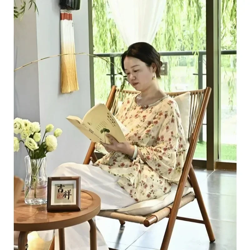 Balcony small tables and chairs, reading and drinking tea leisure chairs, new Chinese folding reclining chairs