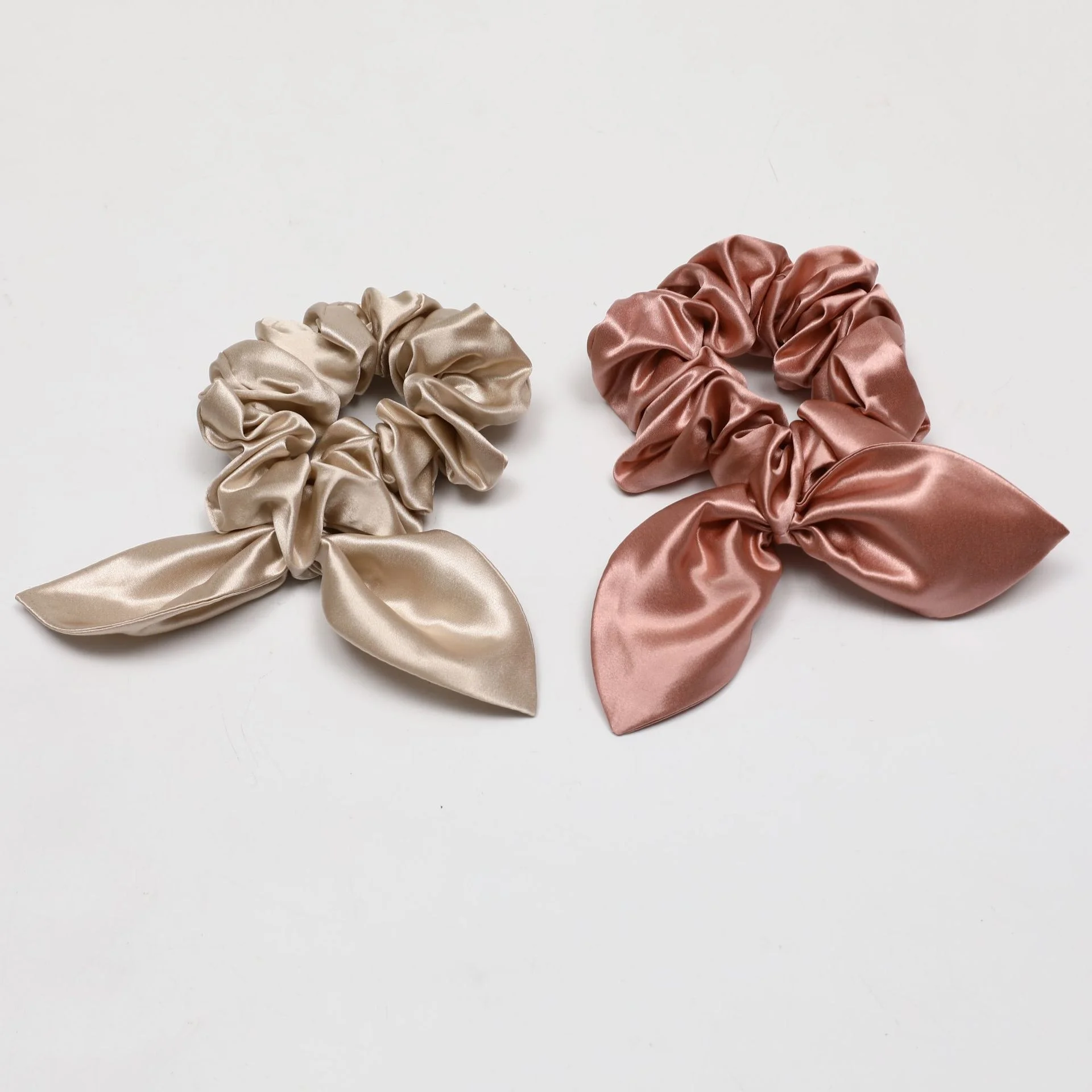 Wholesale Spot rabbit ear silk scrunchie 3.5cm hair accessories 22 momme silk hair band