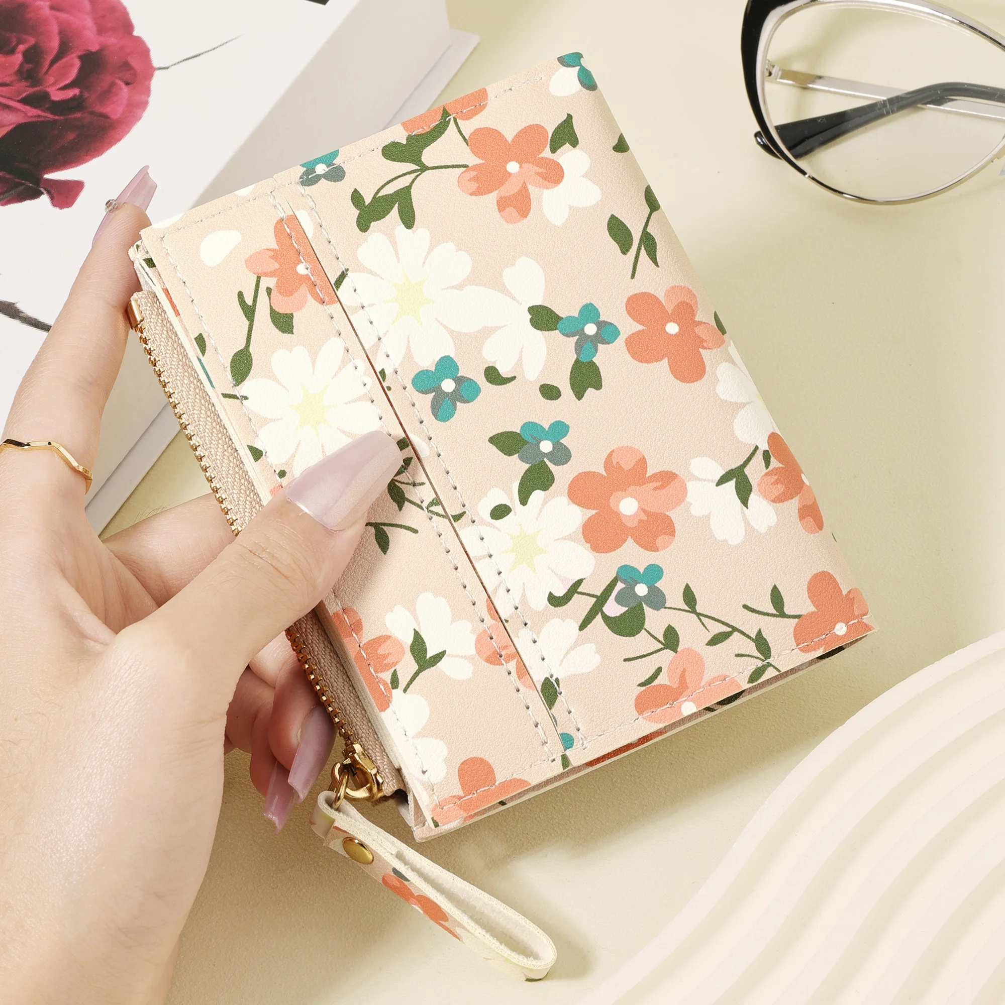 Carteira feminina curta com estampa floral, carteira feminina casual leve, carteira curta para armazenamento de cartões, porta-cartões.