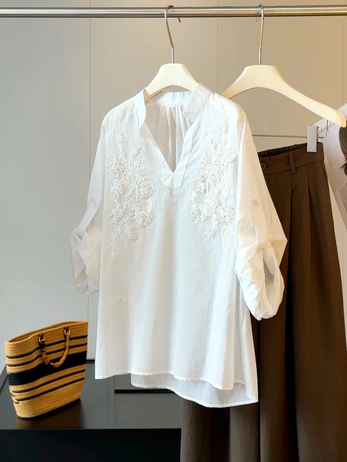 Harajuku Pink Embroidered Floral Blouse V-neck Roll-up Sleeve Loose Fit Casual Shirt For Women French Cottagecore Garden Outfits