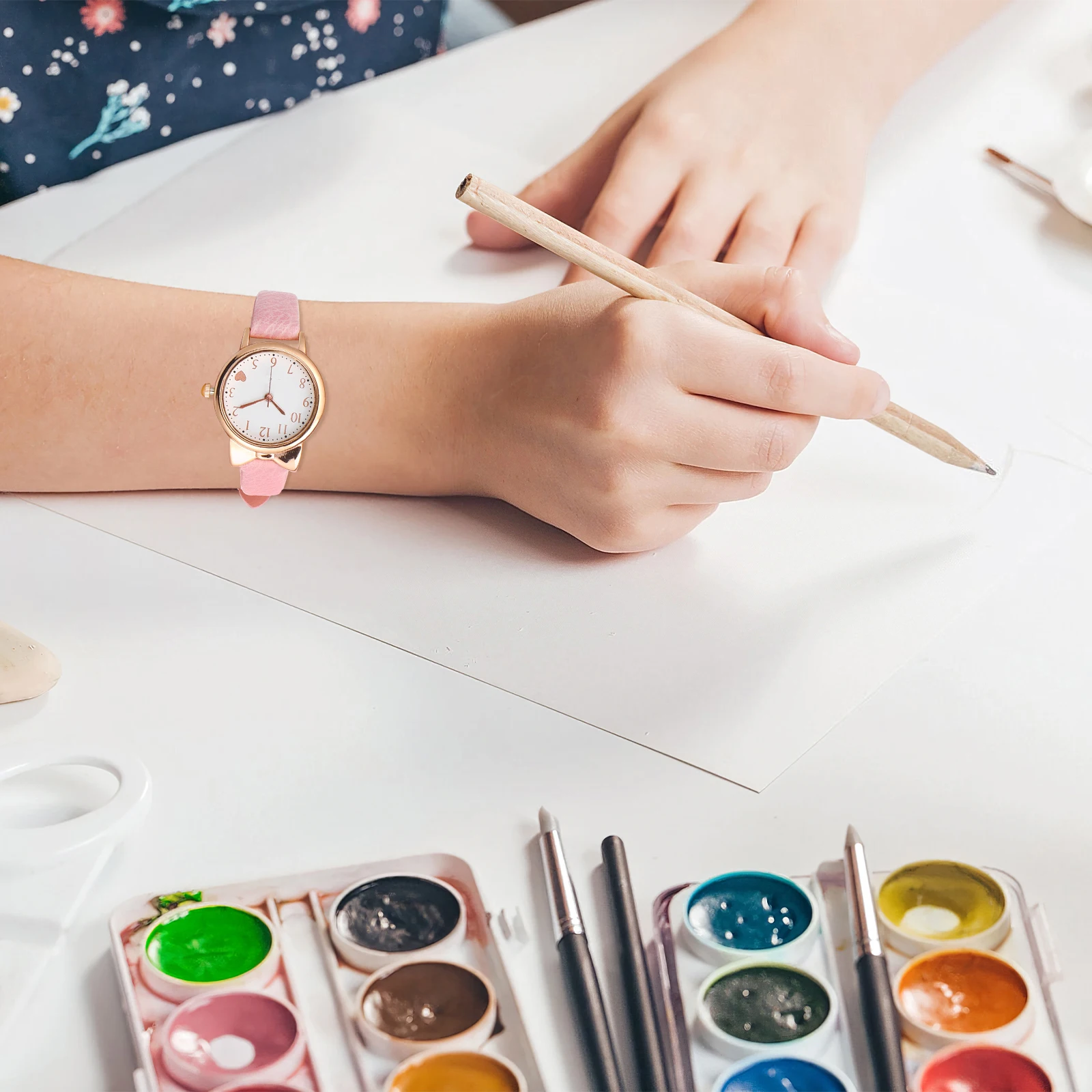 

Luminous Watches for s Child Analog Wrist Watch Girls Fashion Night Glow Toddler Comfortable Casual Party Dating