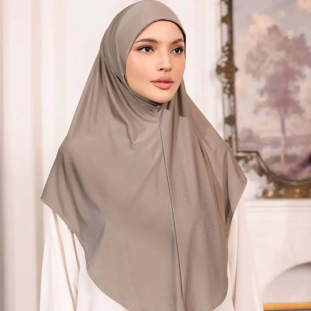 الملايو مزدوجة الذقن Undercap المرأة المسلمة بلون وشاح داخلي الإسلامي لحظة الحجاب السيدات قبعة كريستال القنب بونيه قبعة 80*55 سنتيمتر
