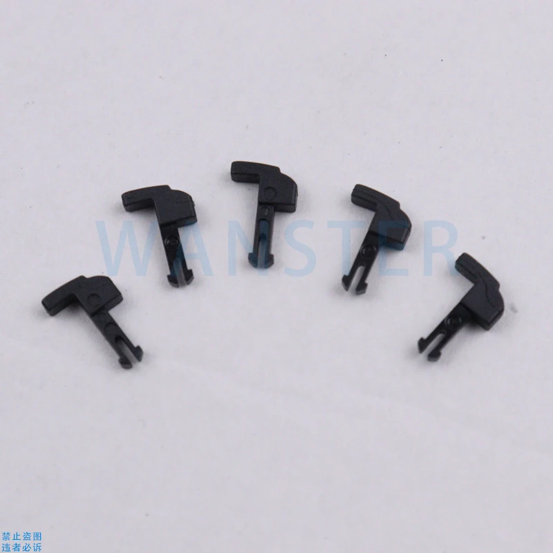 Open The Switch of The Key Casing for Volvo S60 V60 S90 V90 XC40 XC60 XC90 C40 EX90 Car Remote Key Parts Accessories