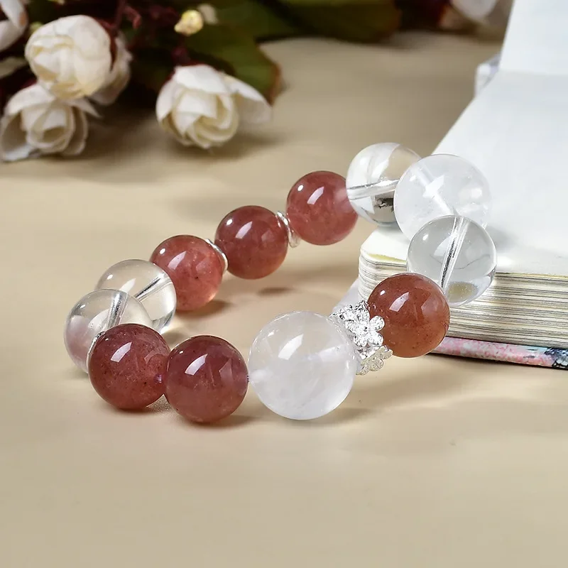 

Natural White Crystal, Strawberry Crystal Bracelet, Women's Light Luxury Fashion Bracelet, Gift