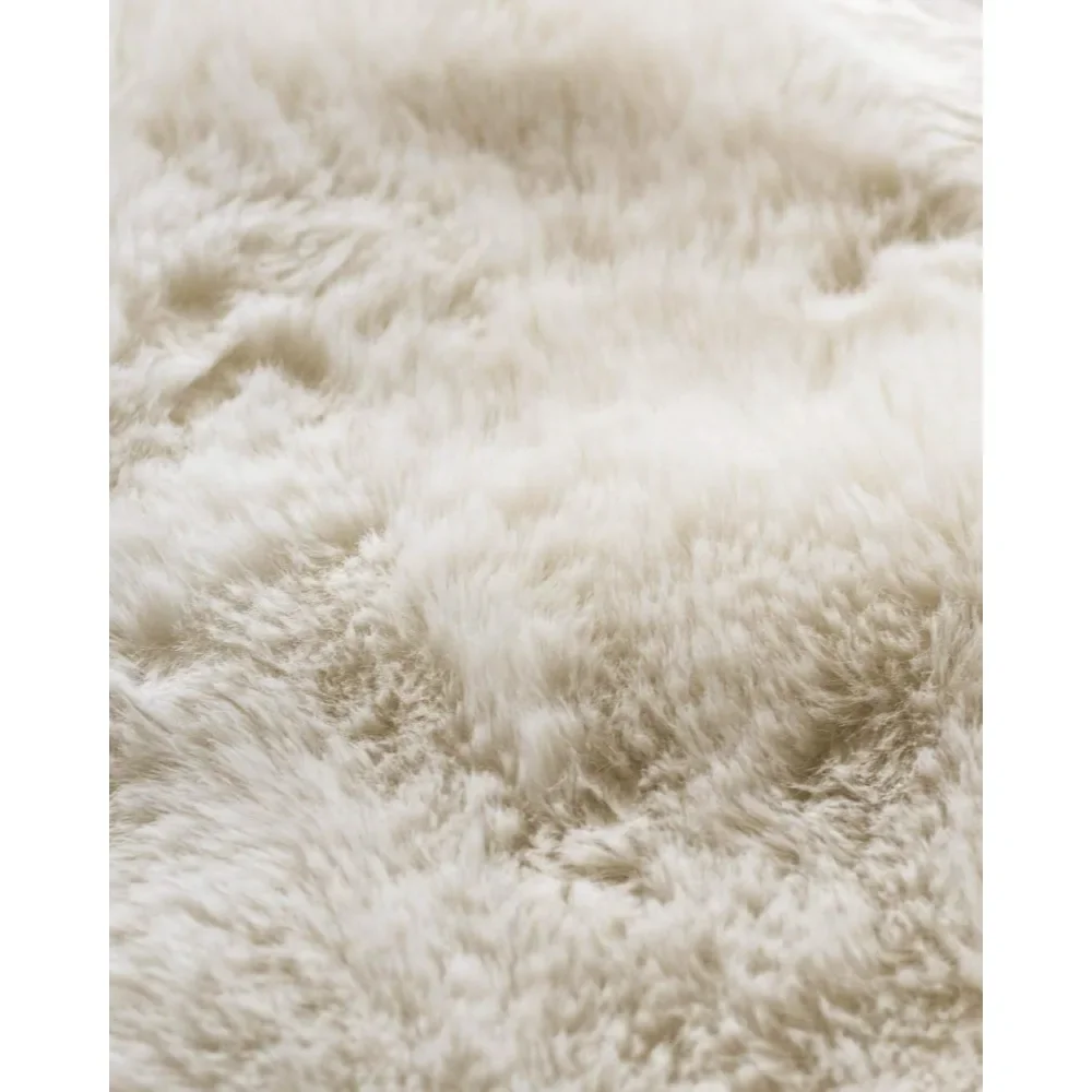 Lodge Faux Fur Tree Skirt, 60 inches, Ivory White