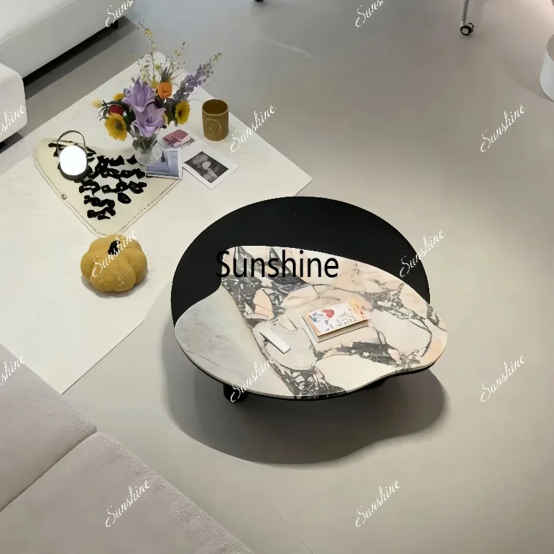 YFrench retro, atmosphere, solid wood modern simple and minimalist special-shaped small apartment
