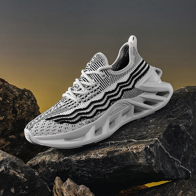 

Outdoor Women Men Sneakers Lightweight Breathable Gym Athletic Tennis Men Running Shoes Mesh Lace Up Women Casual Shoes EU37-45