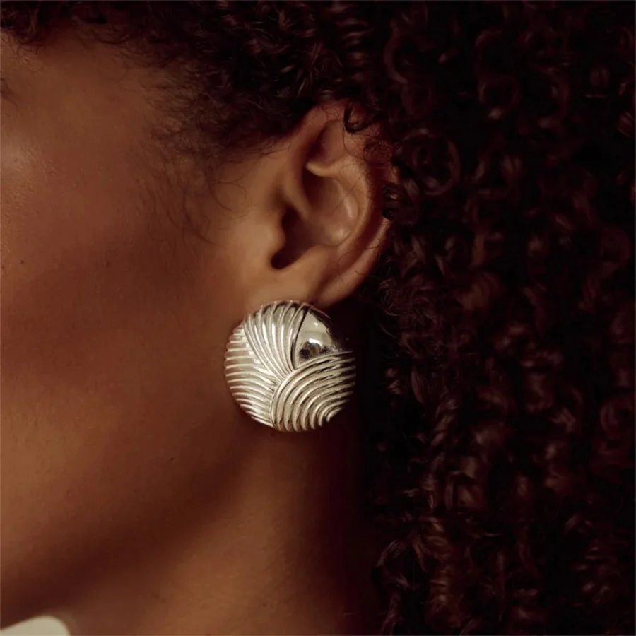 Fashion Unique Vintage Disc Color Blocked Scallop Earrings for Women‘s Light Luxury High-Quality Trendy Gift Accessories