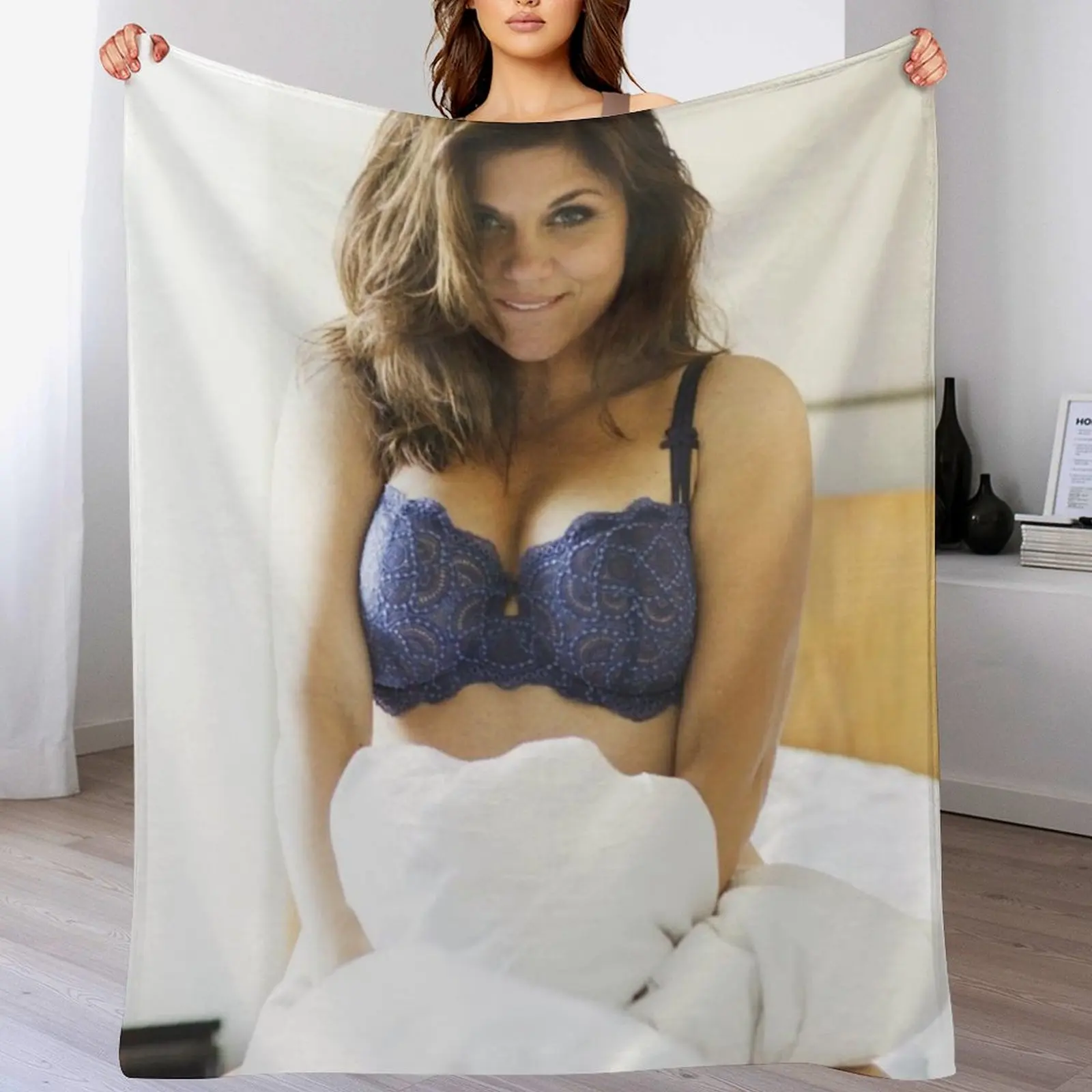 

tiffani love kelly amber Throw Blanket Soft Warm Blanket Gift for Grandparents