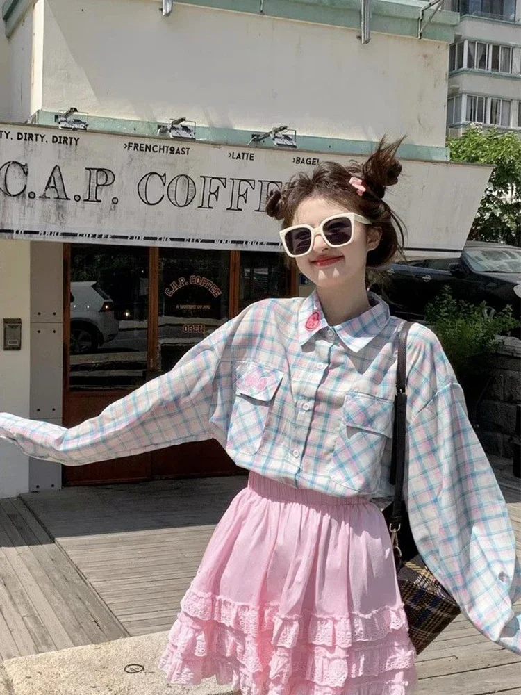 ヴィンテージ甘いチェック柄シャツ女性のためのプレッピースタイル愛刺繍エレガントなブラウスカジュアル長袖韓国女性カミーサトップス