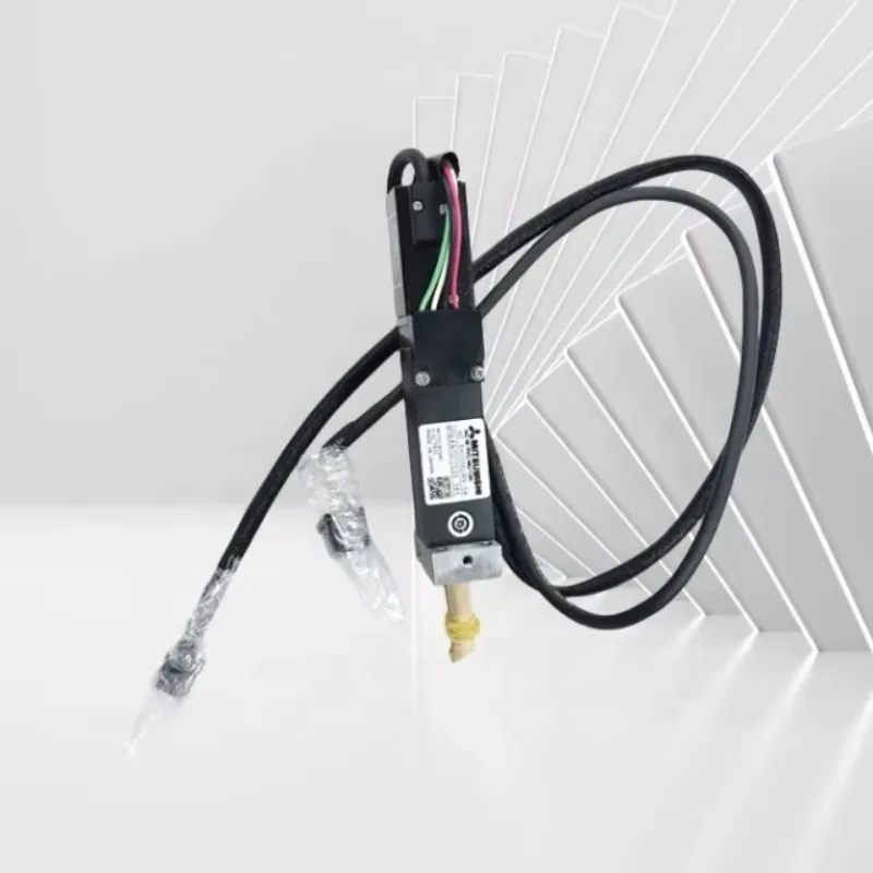 Двигатель JUKI KE2070/2080/FX-3 Z HC-BH0336LW4-S4 40048065 для машины захвата и размещения Двигатель JUKI KE2070/2080/FX-3 Z HC-BH0336LW4-S4 40048065 для машины захвата и размещения