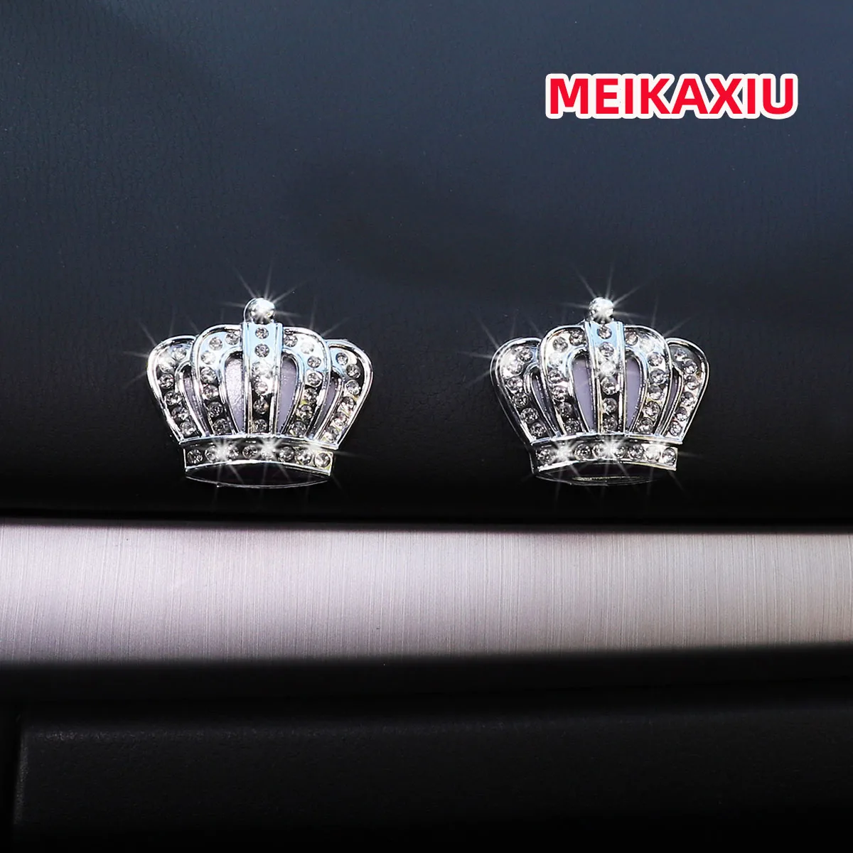 Blingbling Two Metal Crowns Car Stickers Exterior Interior Dashboard Door Decorative Decals Gold Color Auto Accessories