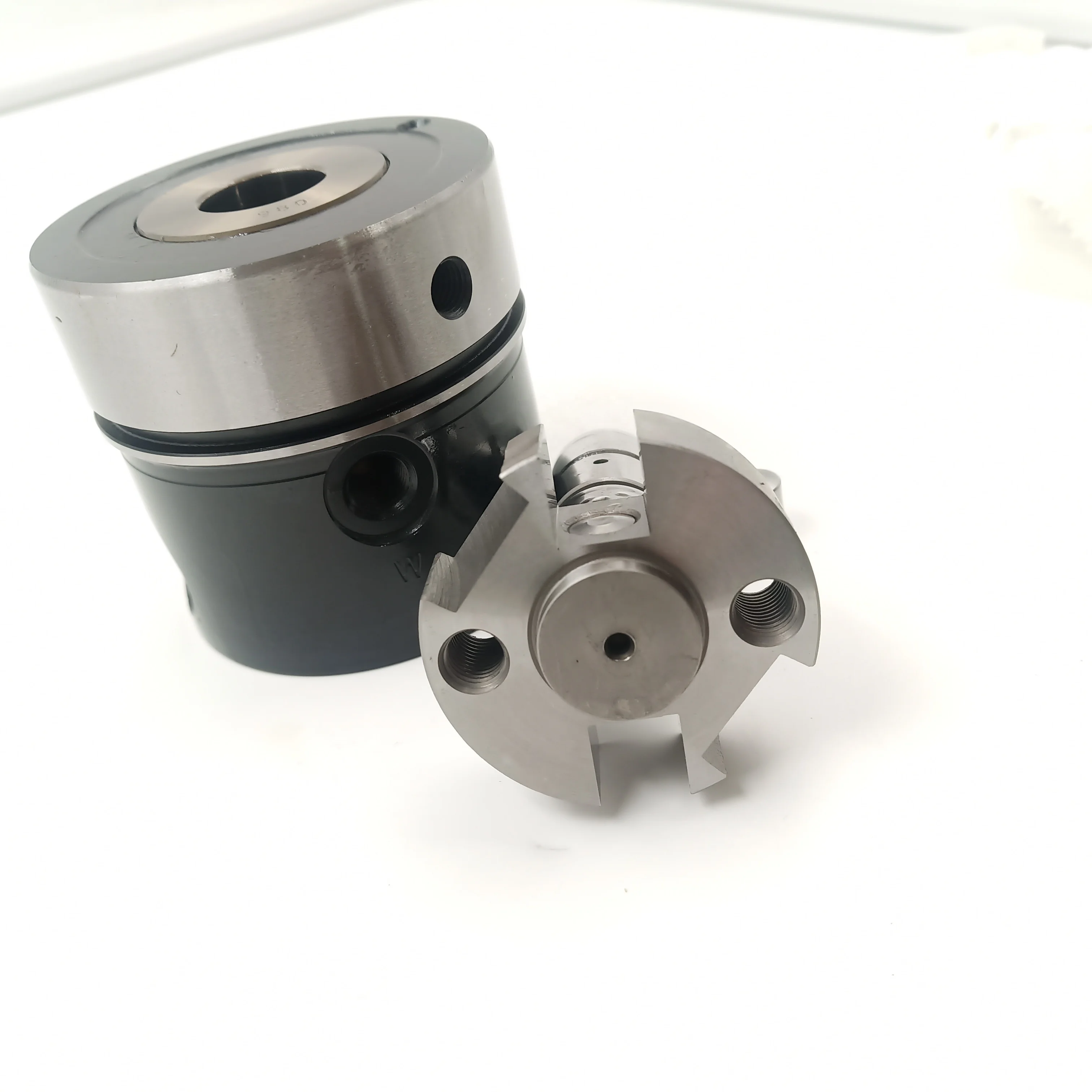 재고 있음 디젤 연료 펌프 헤드 로터 7180-645L 로터 344L 슬리브 652 배럴 649A 4/7R 포함