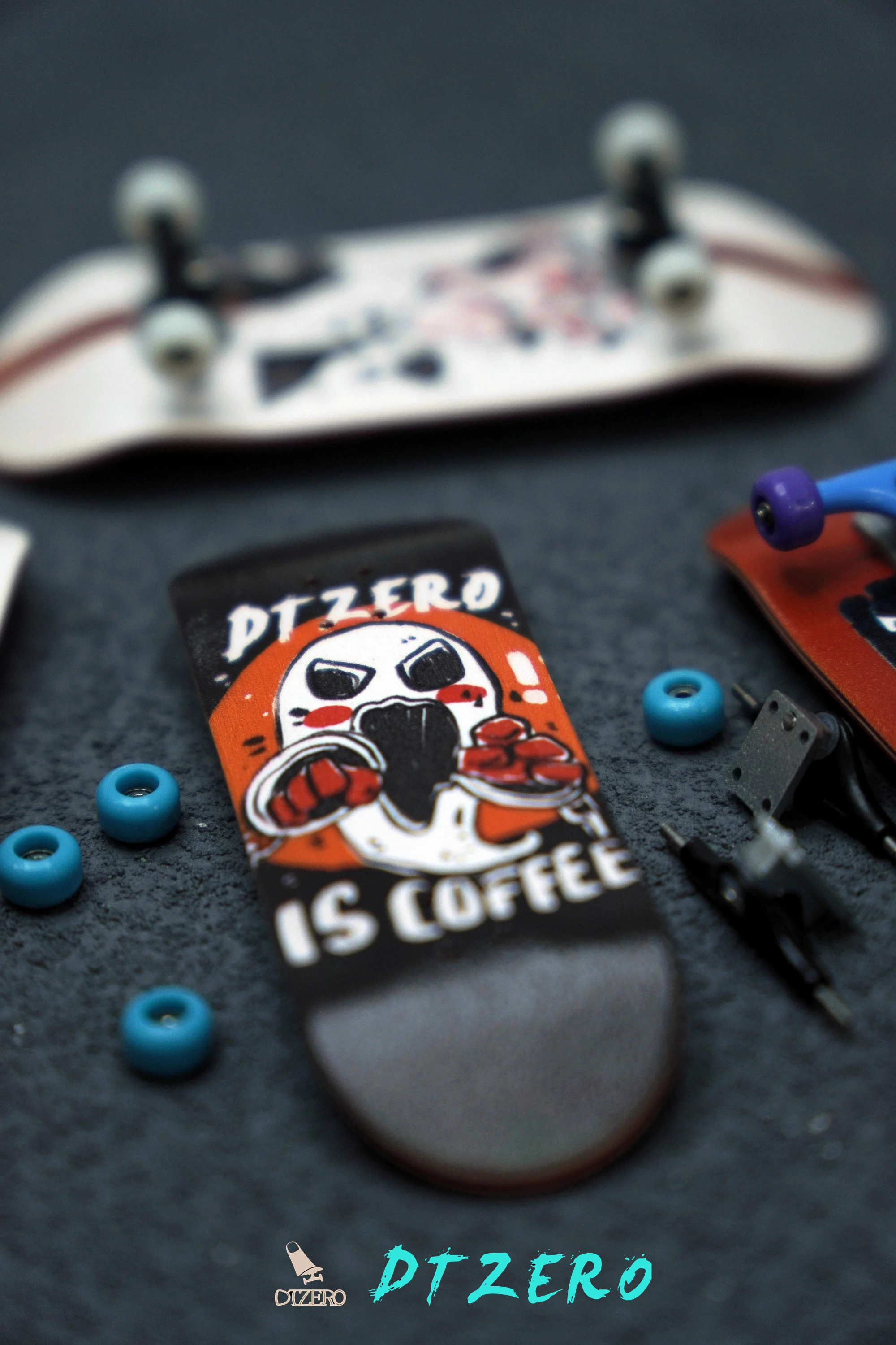 pro-fingerboard-premium-wood-deck-smooth-bearings-wheels-mini-skating-practice-finger-skateboard-with-trucks