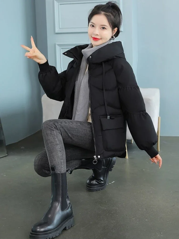 

Student Style Winter Jacket 2025 Loose Korean Short Cotton Coat with Thick Padding Trendy Affordable