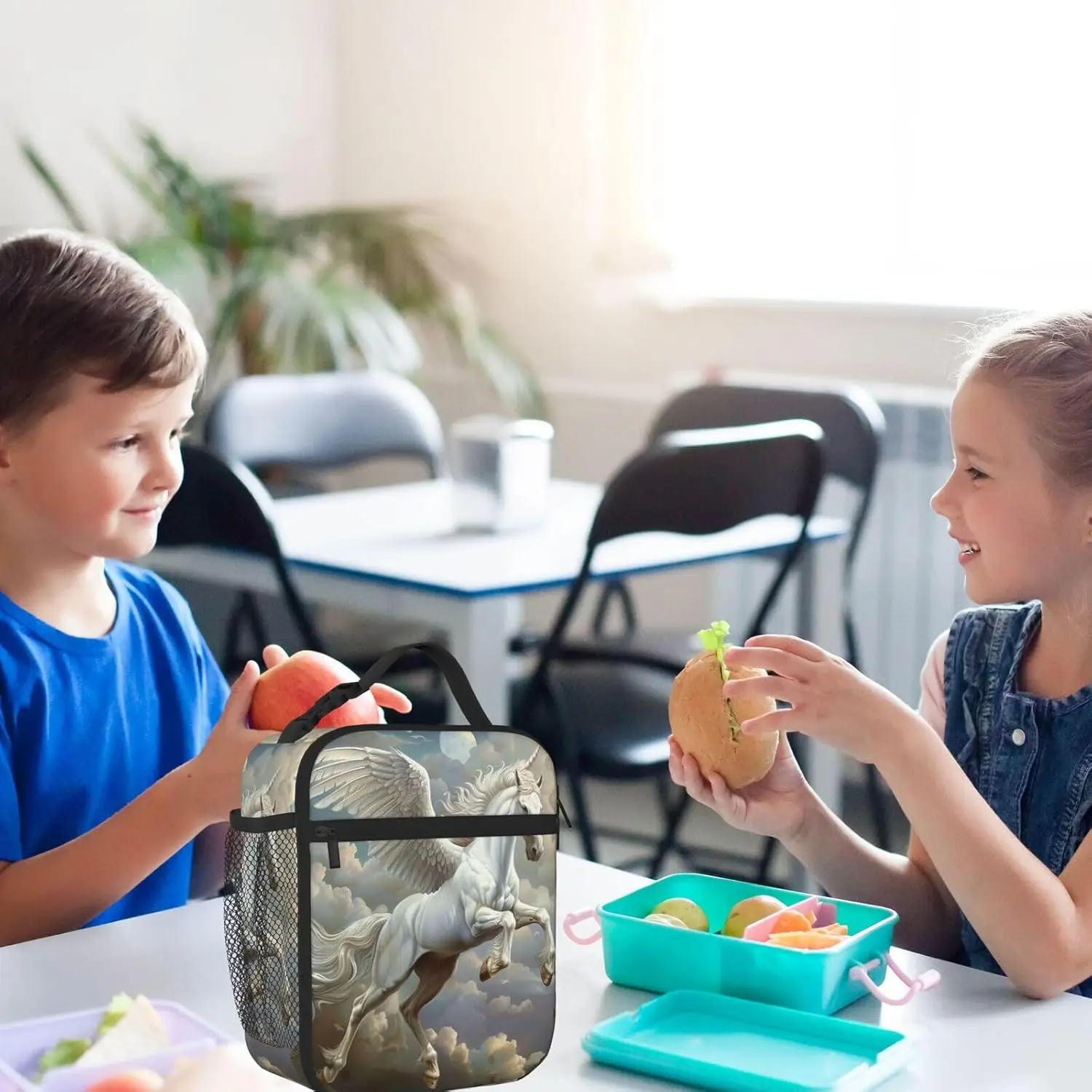 صندوق غداء بيغاسوس هورس مون #6